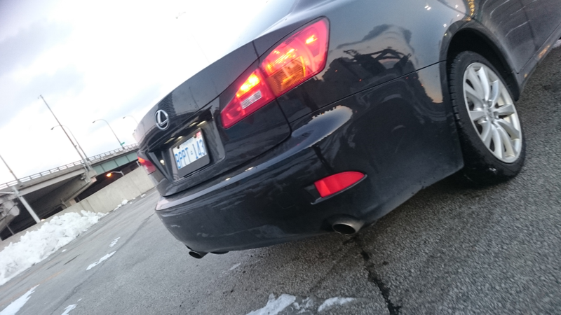 Illustration for article titled Snapped some pictures of the lexus